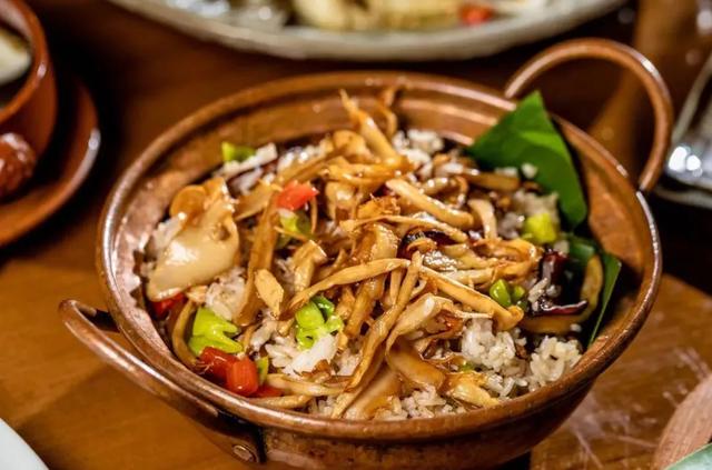 圖片關(guān)鍵詞 國(guó)家蘑菇地理:中國(guó)哪里的蘑菇最好吃?