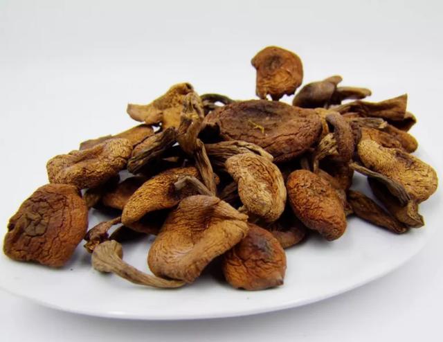 圖片關(guān)鍵詞 國(guó)家蘑菇地理:中國(guó)哪里的蘑菇最好吃?