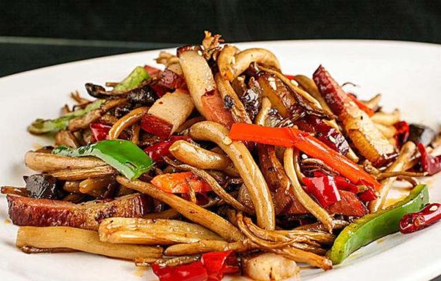 圖片關(guān)鍵詞 國(guó)家蘑菇地理:中國(guó)哪里的蘑菇最好吃?